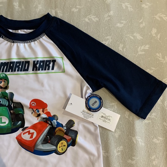 NWT Rash guard Mario Kart - Picture 3 of 7